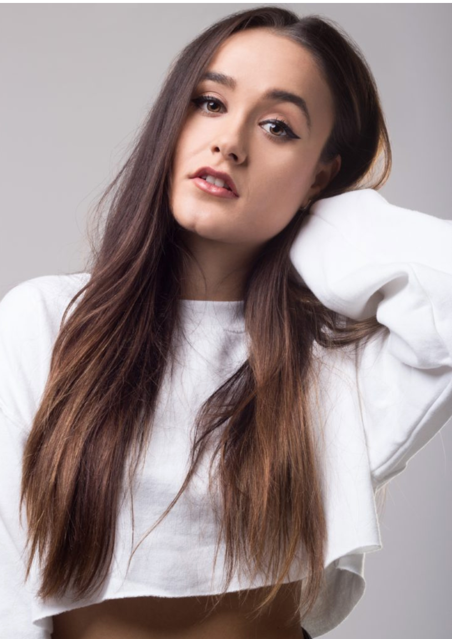 Oliviya Nicole portrait